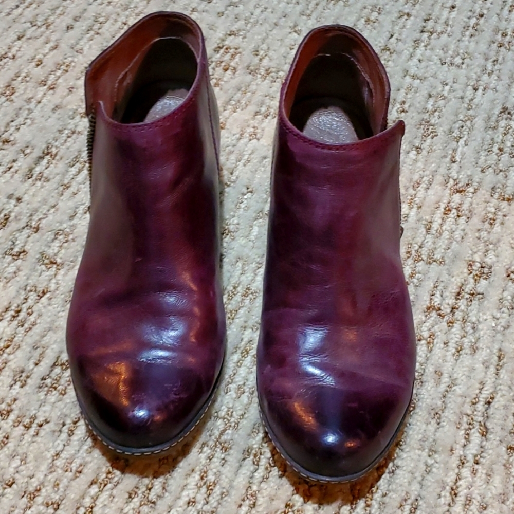 Dansko Boots Leyla size 8